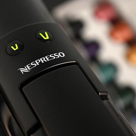 Gemuetliches Appartement Mit Netflix, Nespresso Und Boxspringbett Augsburg Kültér fotó